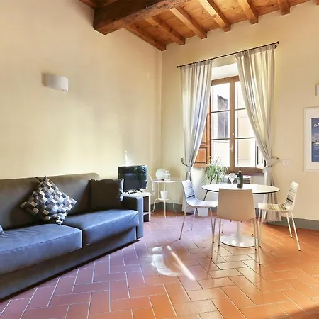 Giotto At The Dome Apartment